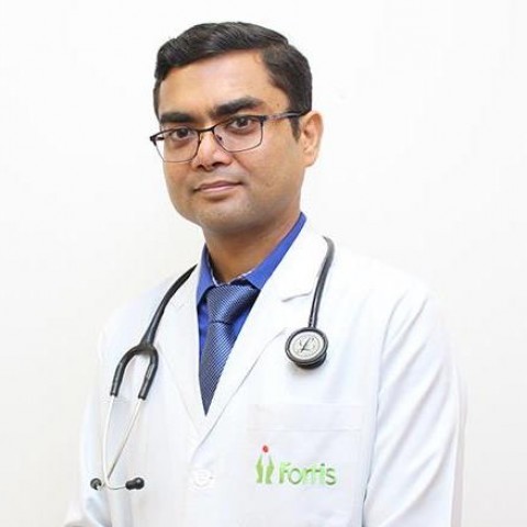 dr.-ashu-abhishek