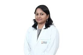 dr.-rashi-khare
