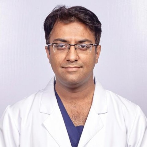 dr.-vineet-chadha