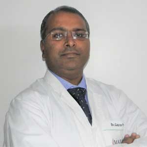 dr.-gaurav-prakash