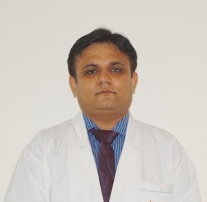 dr.-ashutosh-kumar-garg