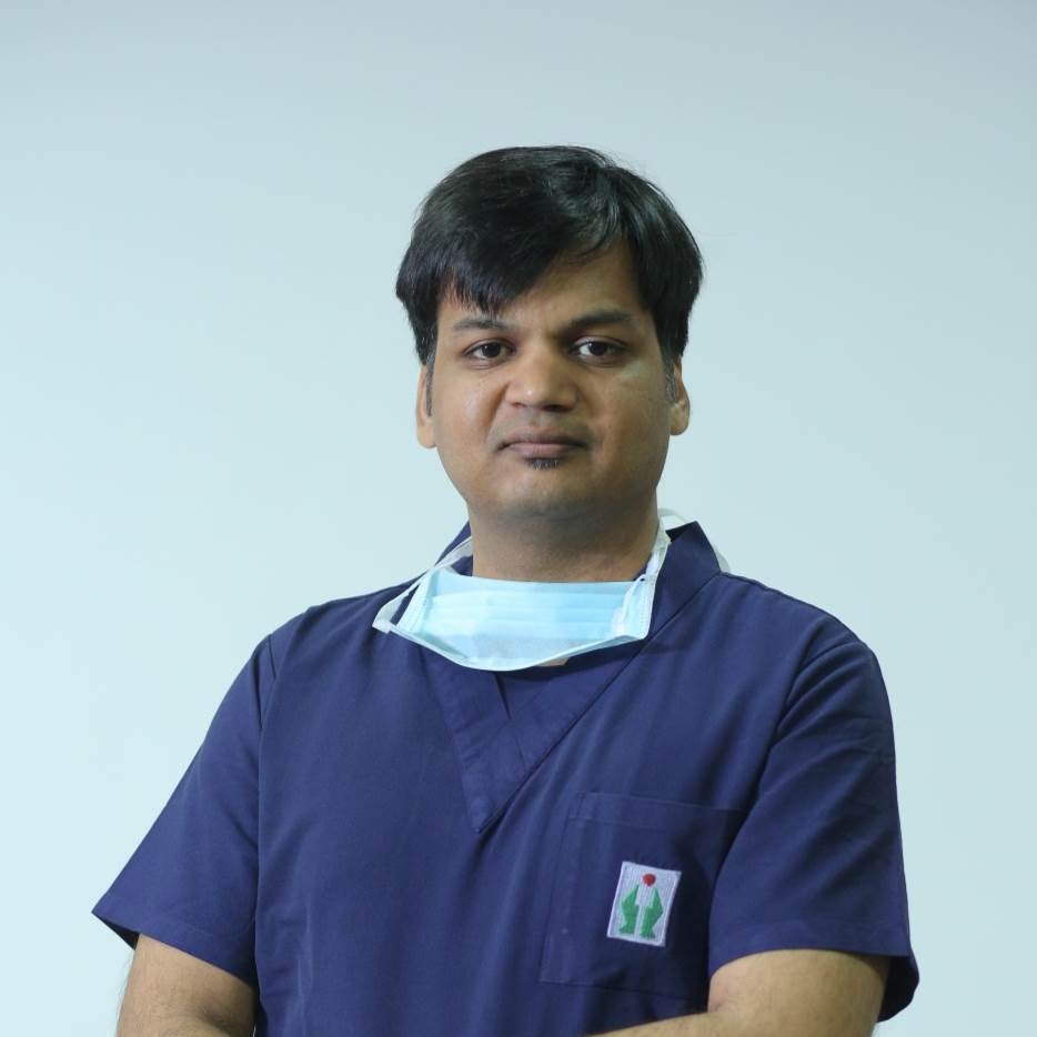 dr.-gaurav-garg