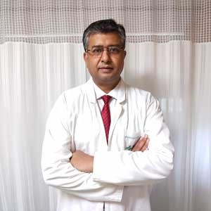 dr.-manish-aggarwal