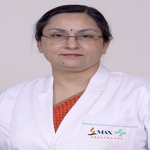dr.-neeru-praveer-aggarwal