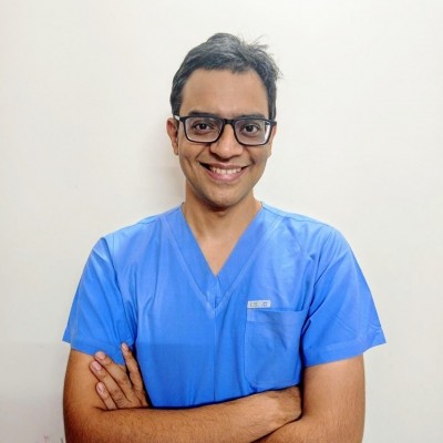 dr.-tarush-rustagi