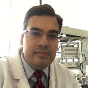 dr.-vineet-narula