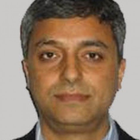 dr.-naveen-saraf