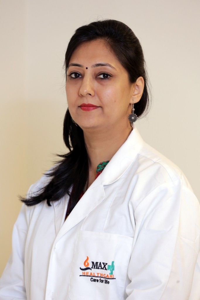 dr.-deepali-garg-mathur